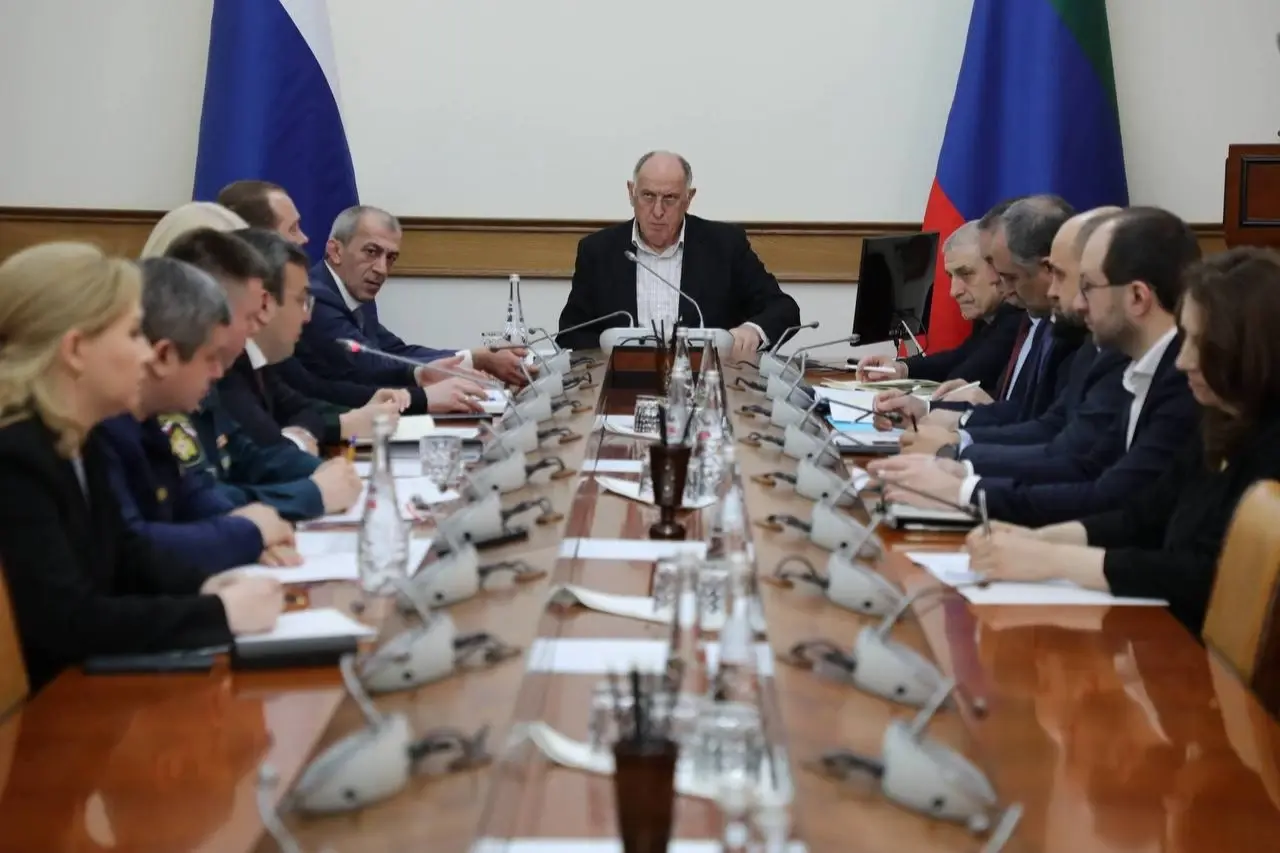 В Дагестане специалисты по оформлению выплат пострадавшим будут работать в круглосуточном режиме