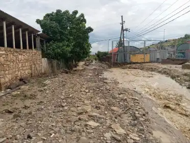 На юге Дагестана подтоплена улица и 10 домов из-за перелива водоема