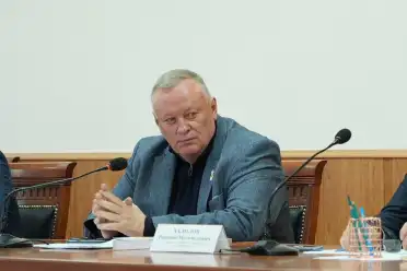 Мэр Каспийска Борис Гонцов покидает пост главы города