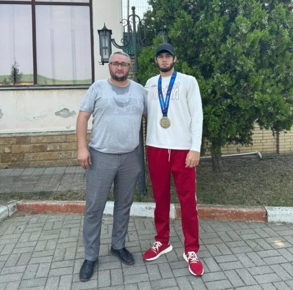 Ахмад Мукутов из Кизилюртовского района - серебряный призёр первенства мира по спортивной борьбе среди юниоров