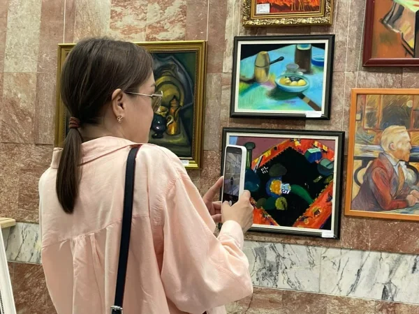 В Махачкале в рамках проекта «Самородки» открылась выставка детей с особенностями здоровья