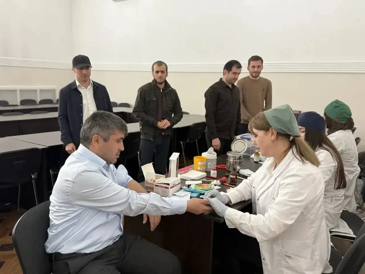 Коллектив администрации Табасаранского района прошел диспансеризацию