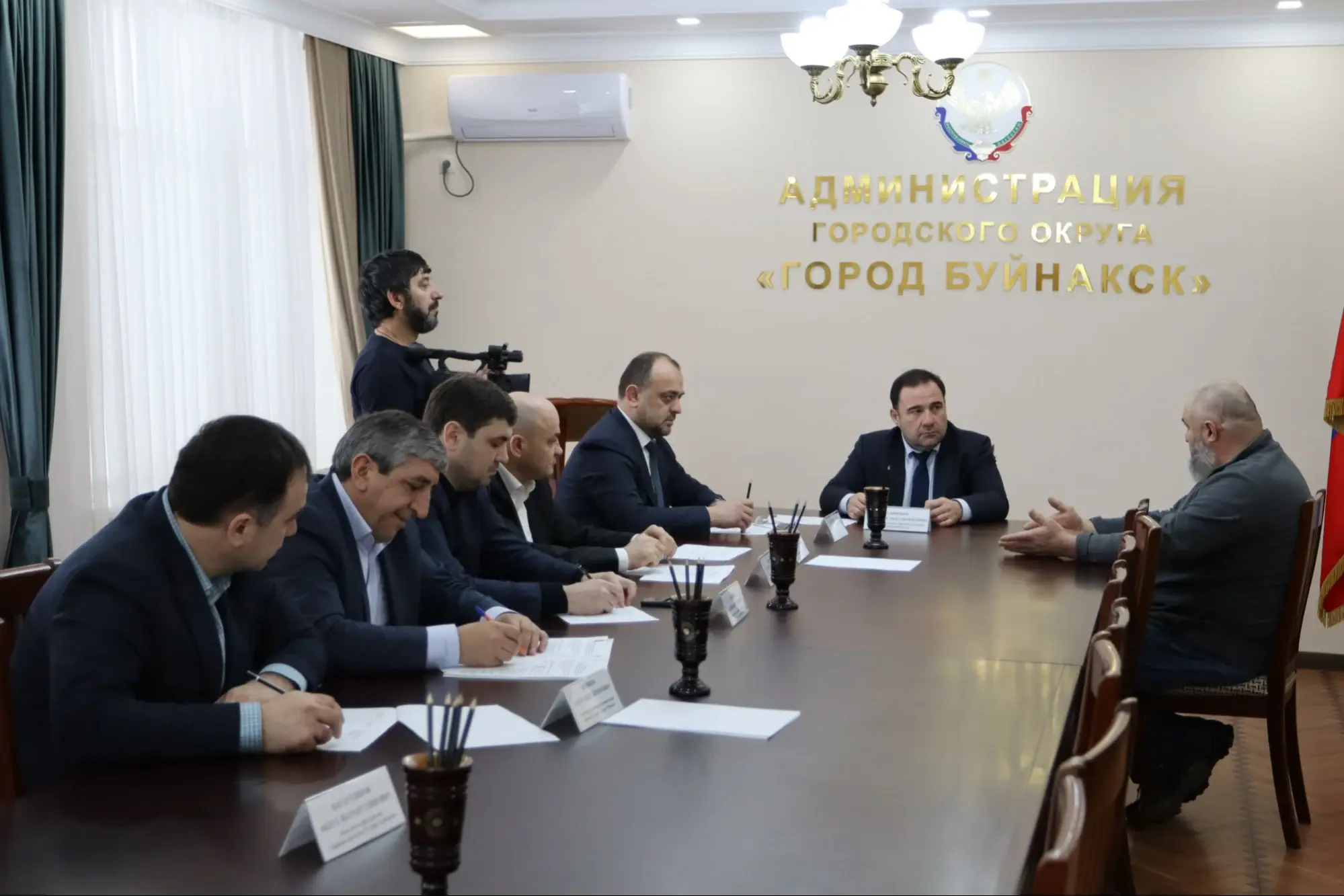 Глава Минтранса Дагестана Арсланбек Алибеков провел прием граждан в Буйнакске