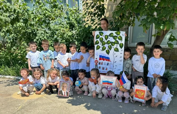 Образовательные учреждения Каякентского района поддержали Всероссийскую акцию ко Дню России