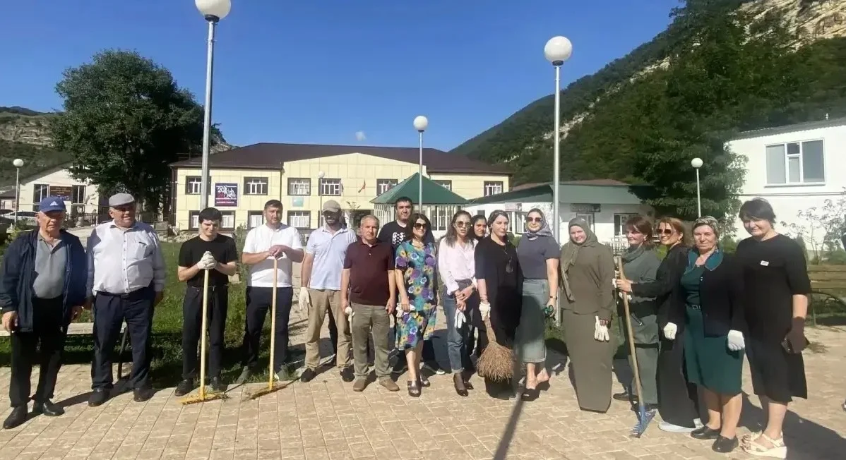 В Табасаранском районе провели массовый экологический субботник