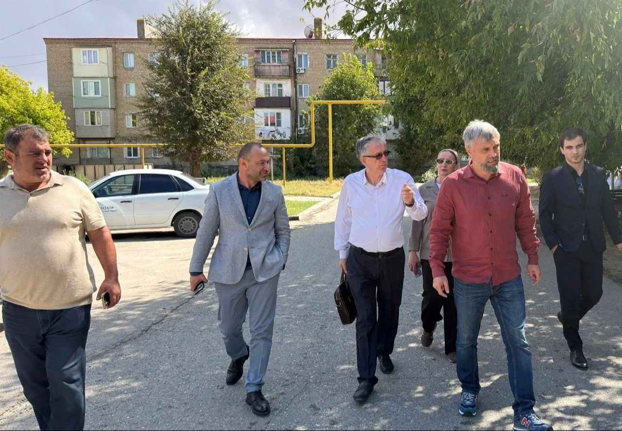 В Южно-Сухокумске проверили готовность жилищного фонда и объектов ЖКХ к отопительному сезону