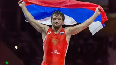Магомед Курбаналиев проведет схватку с олимпийским чемпионом Джорданом Барроузом