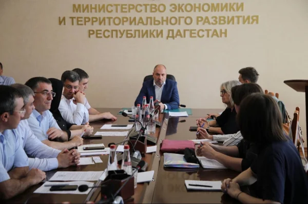 Перспективы развития Дагестана обсудили в Минэкономики региона с учеными из РАН