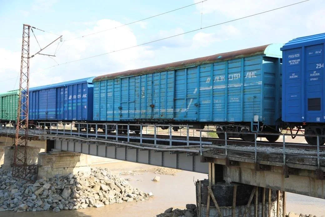 В Дагестане восстановили железнодорожное сообщение по мосту через реку Ярык-Су