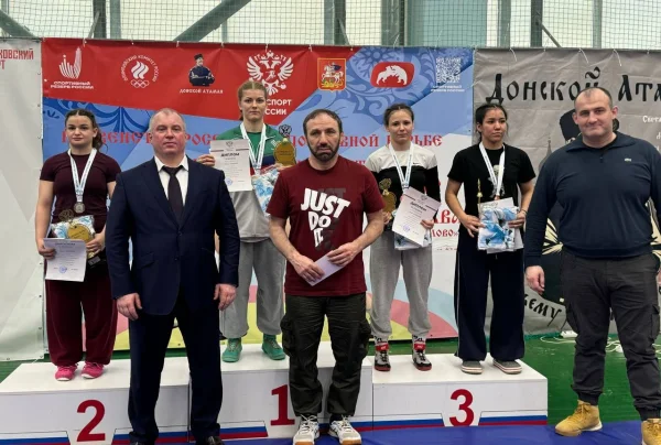 Дагестанка Кира Солобчук победила на Первенстве России по женской борьбе