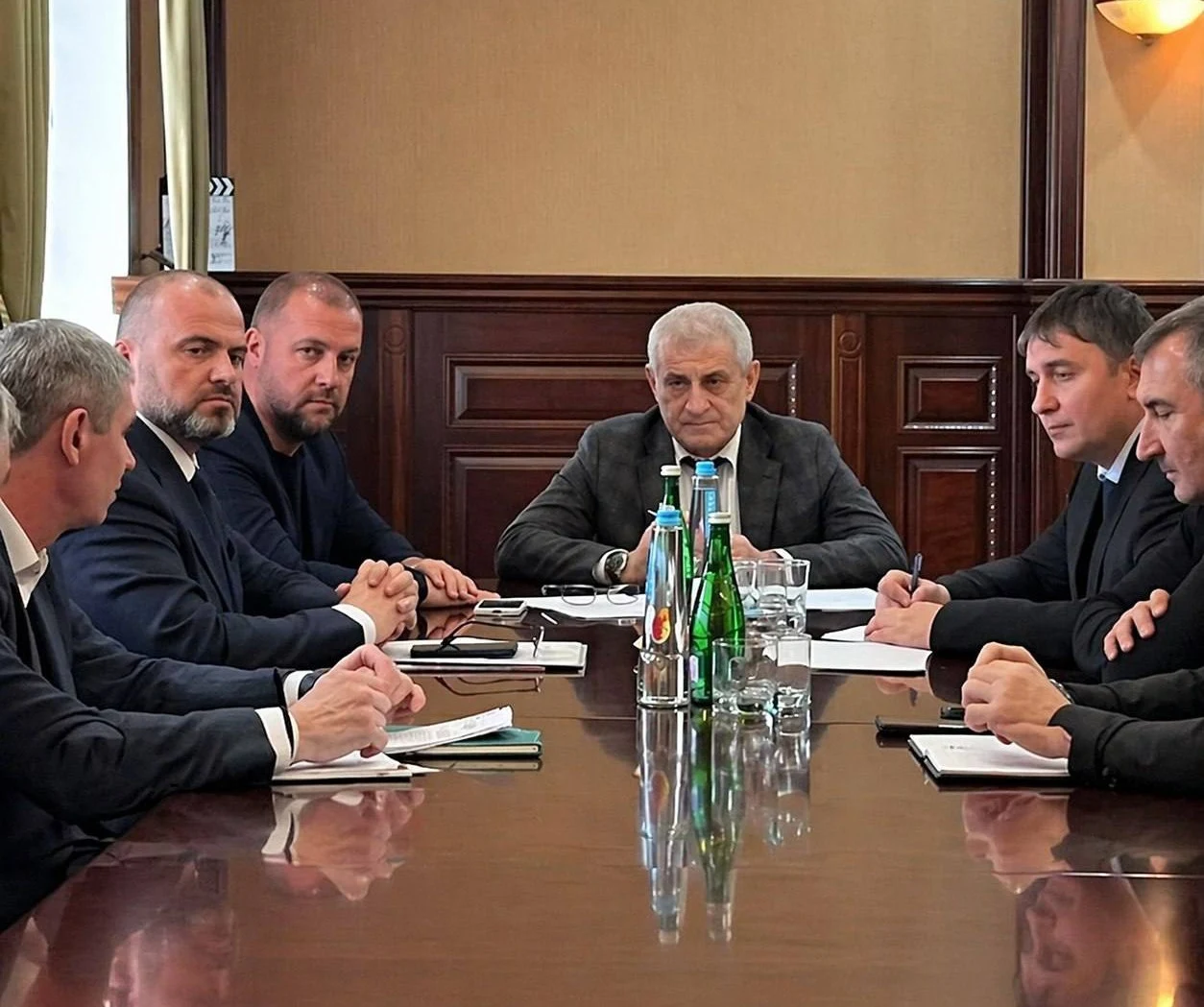 Развитие аэропорта Махачкалы стало темой правительственного совещания