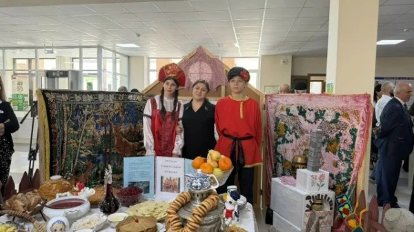 В Сулейман-Стальском районе прошел форум, посвященный сохранению традиций народов России