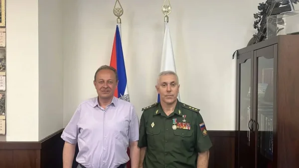 Генерал-полковник Рустам Мурадов получил высшую награду Республики Дагестан