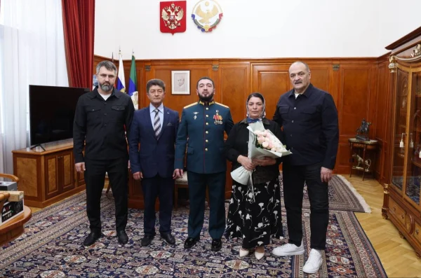 Сергей Меликов встретился с Героем России Саидом Ибрагимовым