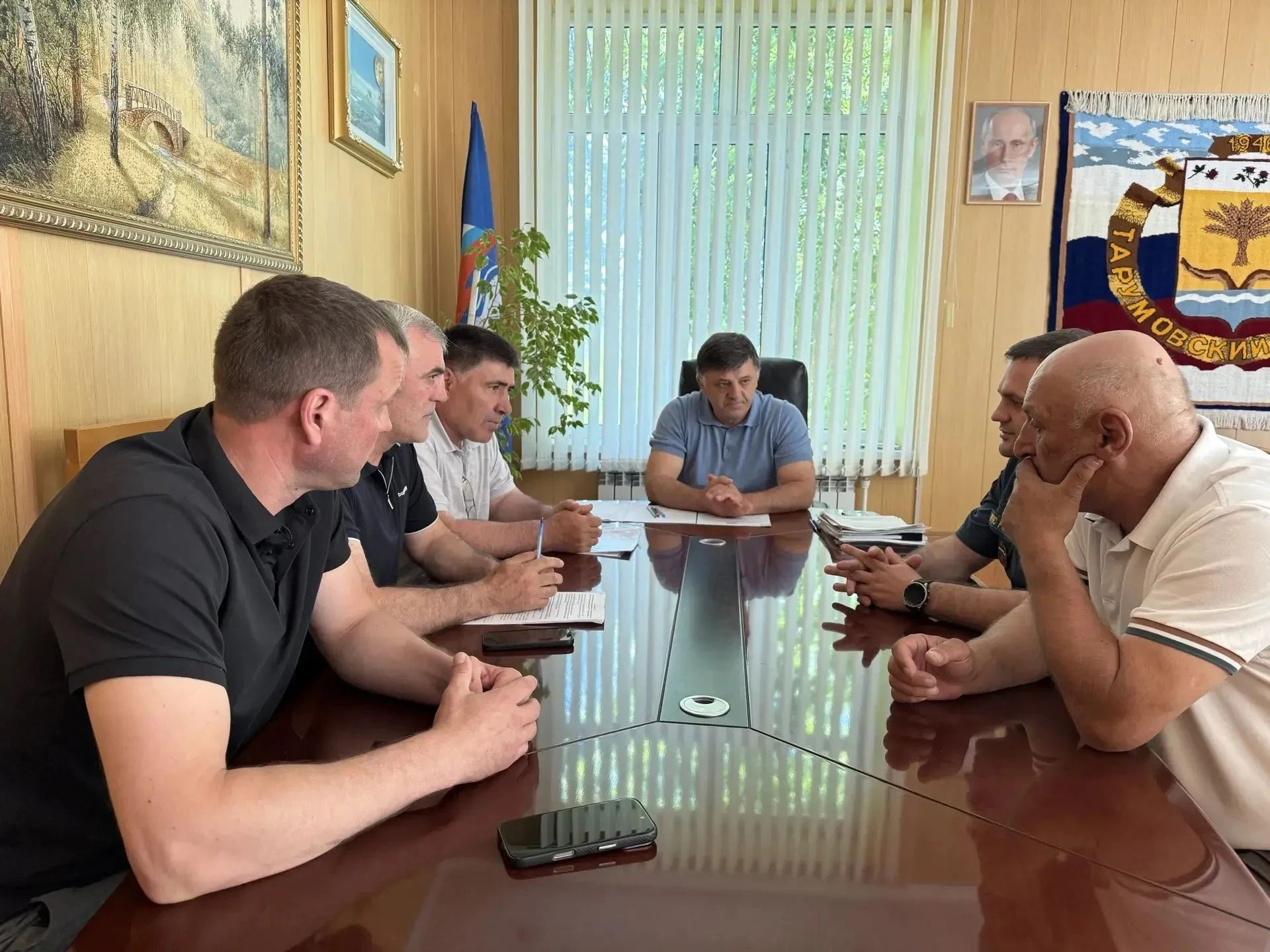 Совещание по вопросам пожарной безопасности состоялось в Тарумовском районе
