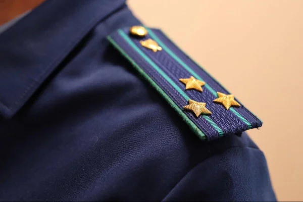 В Каспийске инициирована прокурорская проверка по факту падения ребенка с горки