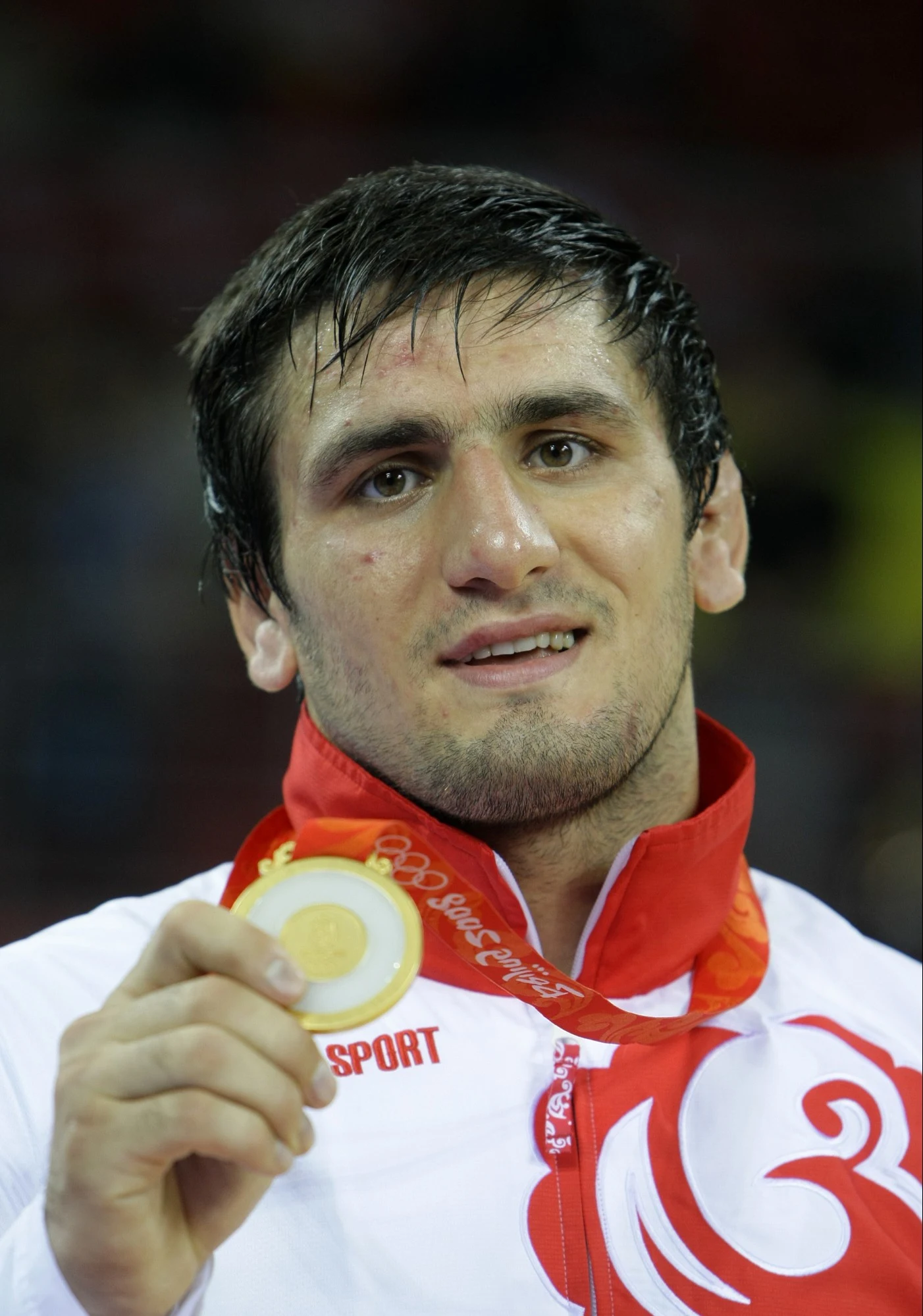 Олимпийский чемпион Ширвани Мурадов вернется на борцовский ковер спустя 14 лет