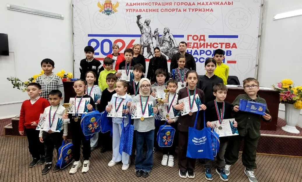 В Махачкале состоялся второй этап Кубка Дагестана по быстрым шахматам