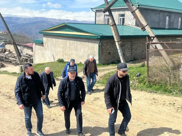 Депутаты парламента Дагестана проинспектировали ход восстановительных работ в Дахадаевском районе