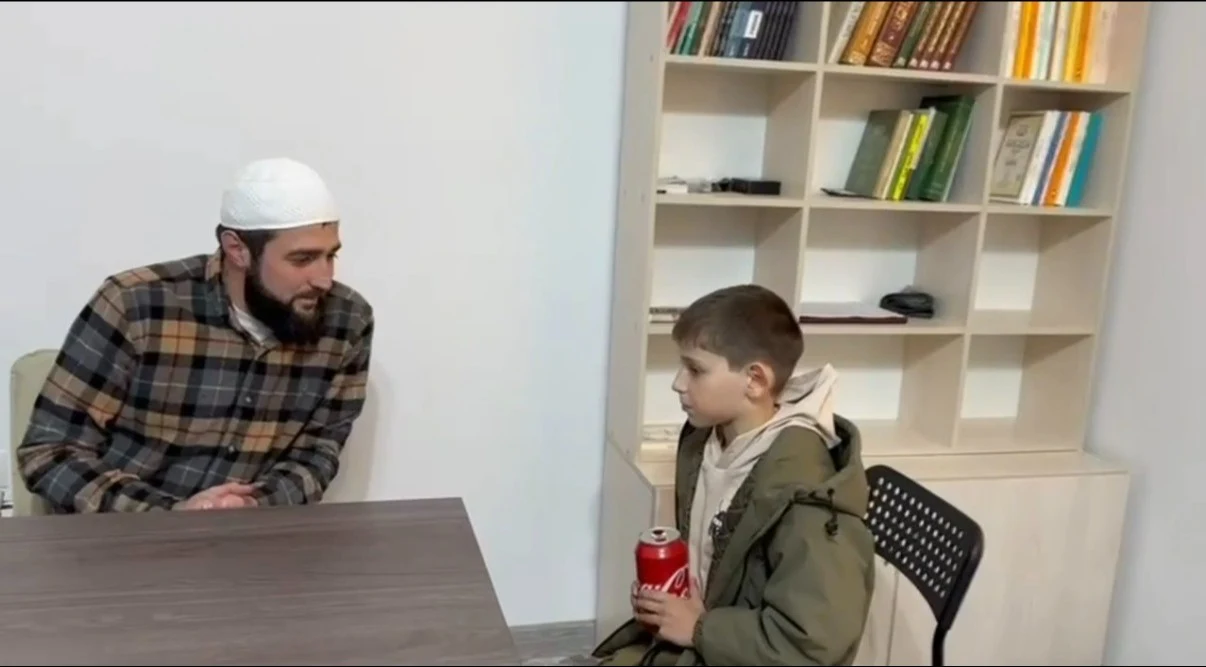 Ради спасения чужих жизней школьник из Южно-Сухокумска отдал деньги из своей копилки