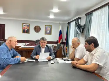 Глава Кизилюртовского района провел личный прием граждан