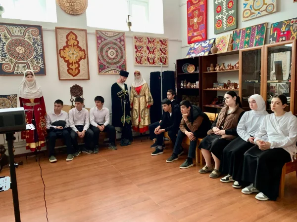 Школьникам Кайтагского района рассказали о мерах по противодействию идеологии терроризма и экстремизма