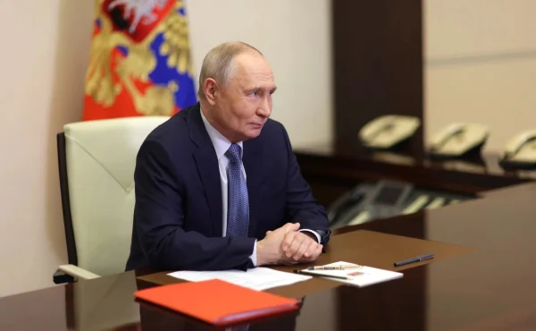 Владимир Путин поздравил Федора Щукина с юбилеем