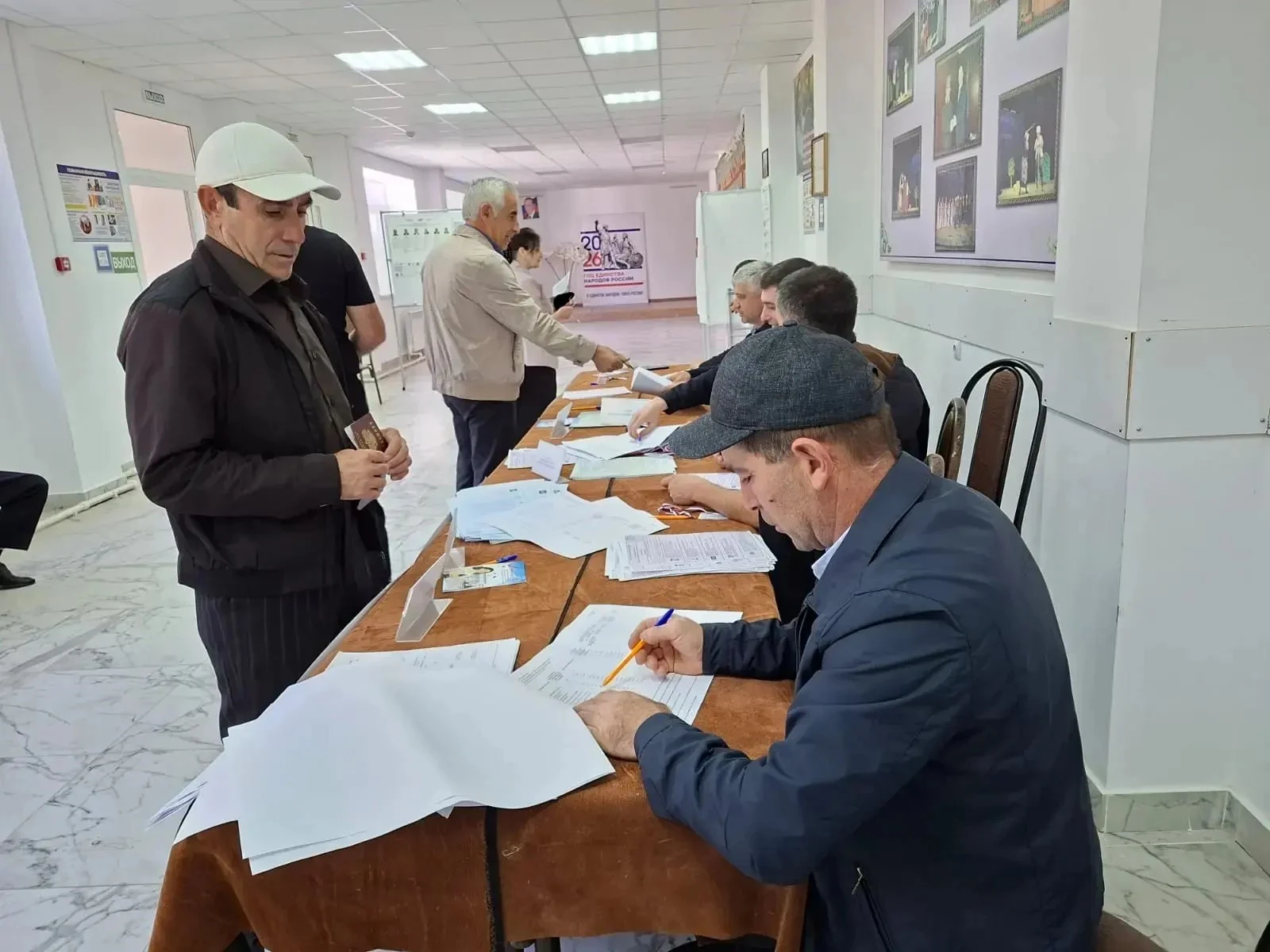 В Курахском районе стартовал первый день голосования