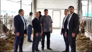 Глава Минсельхоза Дагестана Иван Голуб ознакомился с реализацией агропроектов ООО «АлиЯк»