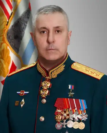 Заур Аскендеров поздравил Рустама Мурадова с назначением на должность начальника Главного управления боевой подготовки Вооруженных сил РФ