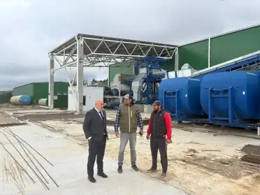 Для полной ликвидации пожара на свалке в местности Черкес-Кутан потребуются еще сутки