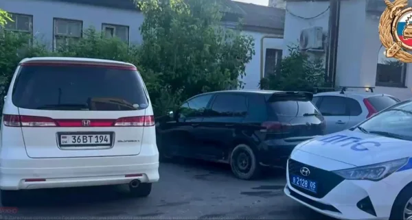 В Дагестане задержали две иномарки, находившиеся в федеральном розыске