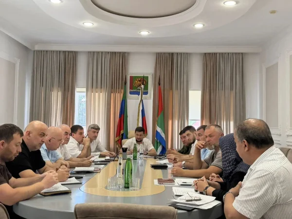 Нариман Эфендиев провел прием граждан в Магарамкентском районе
