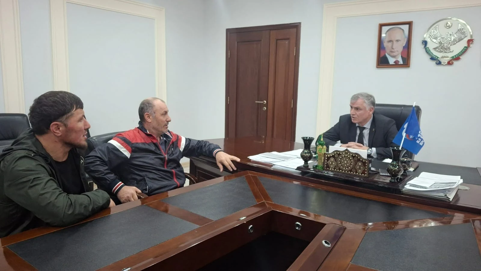 Отсутствие электроснабжения из-за обильных снегопадов обсудили власти Тляратинского района