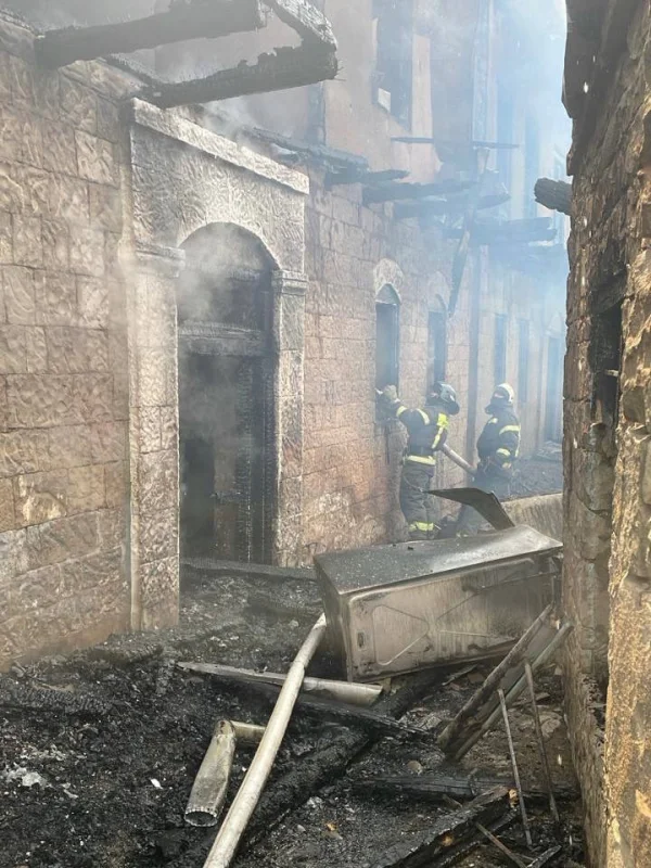 В Лакском районе Дагестана горят пять жилых домов в селе Кунды