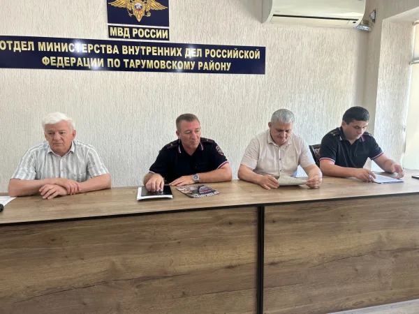 В Тарумовском районе рассказали о преимуществах военной службы по контракту