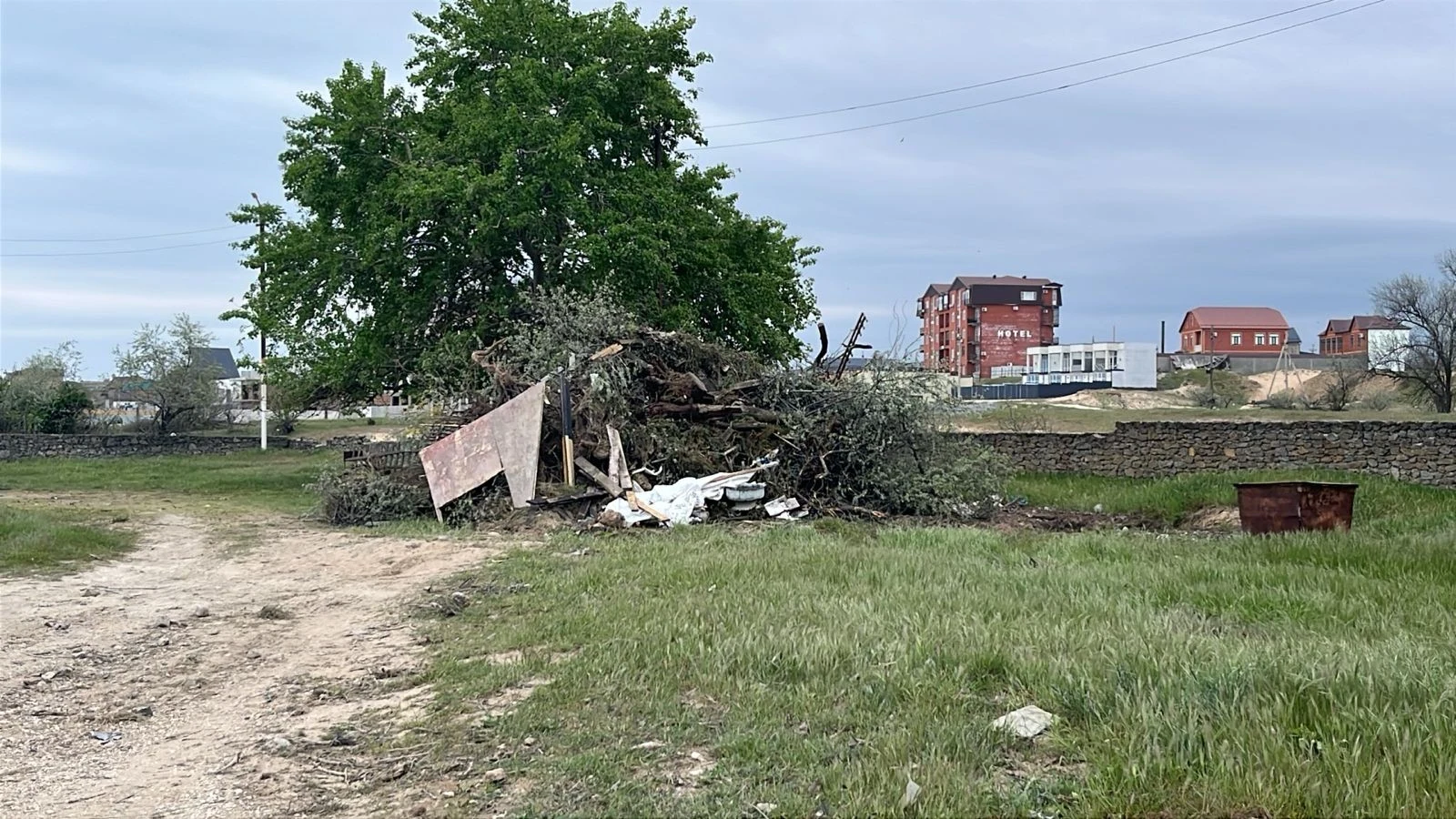 Городские пляжи Избербаша очистили от мусора после наводнений и непогоды