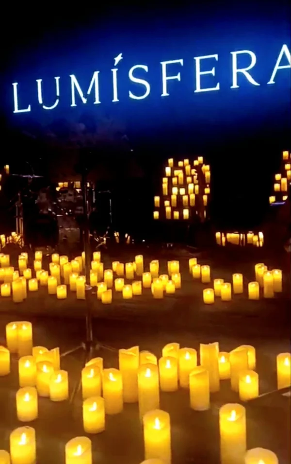 В Махачкале при свете 3000 свечей прошёл концерт классики и современности