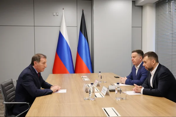 Заур Аскендеров встретился с Главой ДНР Денисом Пушилиным