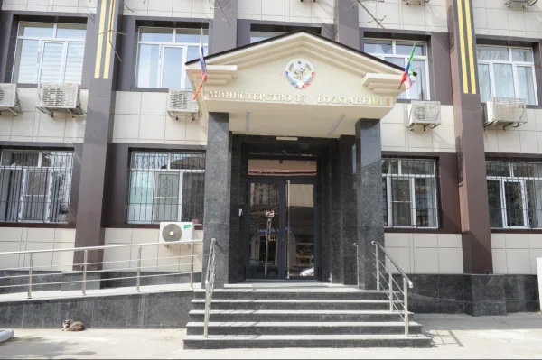 Минздрав Дагестана проведет День открытых дверей по программе «Земский доктор»