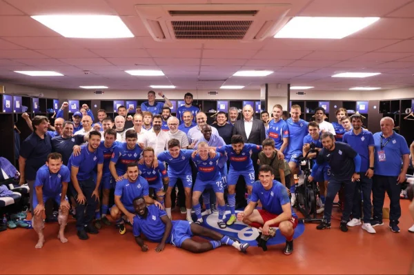 Абдулмуслим Абдулмуслимов поздравил динамовцев с днем образования физкультурно­-спортивного общества