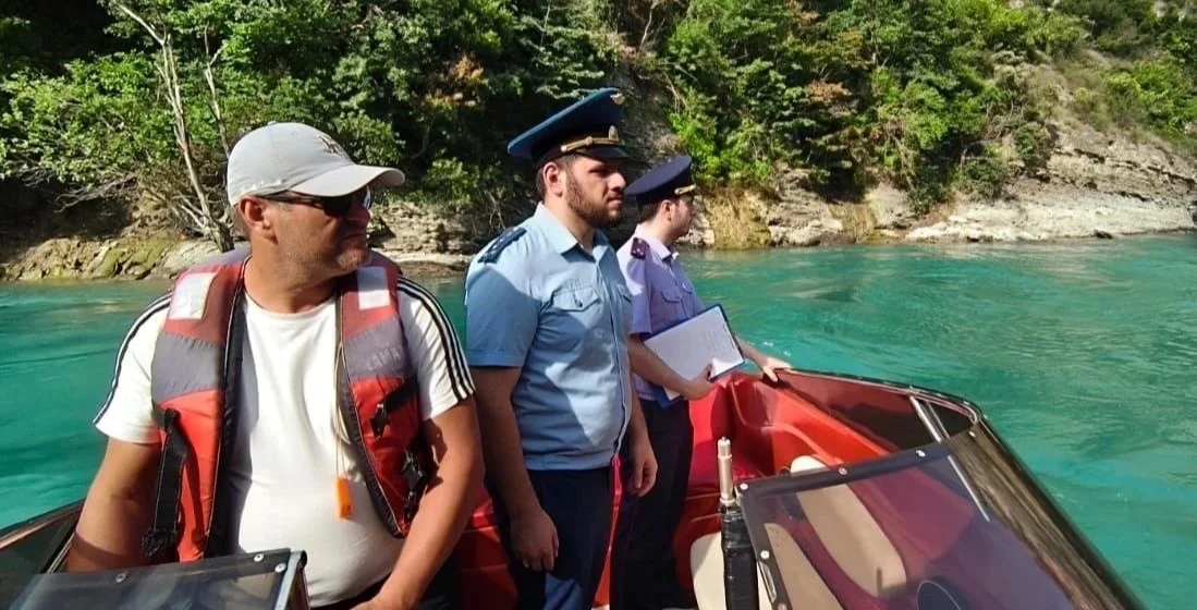 В Дагестане будут судить водителя катера, врезавшегося в гору во время катания на реке Сулак