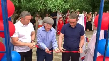 В Ногайском районе по госпрограмме открыли новую волейбольную площадку