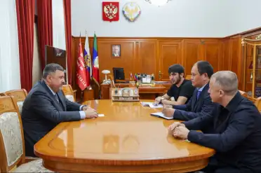 Фёдор Щукин встретился с командиром батальона «Каспий» Зауром Мингишиевым