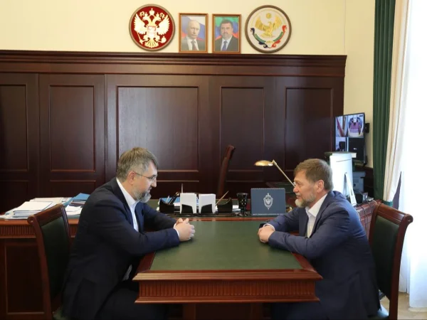 Магомед Рамазанов провел рабочую встречу с Одесом Байсултановым