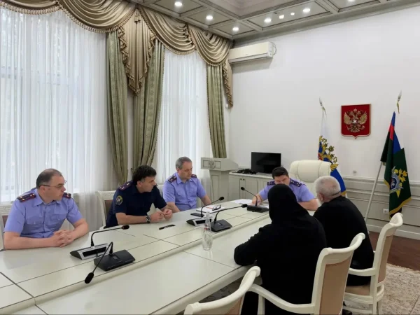 В Дагестане родителям погибшего военнослужащего оказали помощь в защите прав