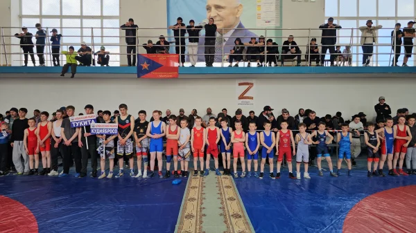 В Ахвахском районе прошел турнир по вольной борьбе, посвященный 81-й годовщине Победы