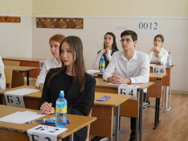 Глава Рособрнадзора: ЕГЭ будет начинаться не ранее 1 июня