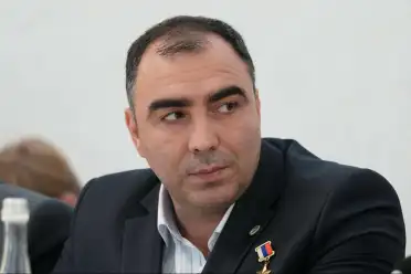 Избирком Дагестана аннулировал регистрацию Энвера Набиева в кандидаты в депутаты Госдумы
