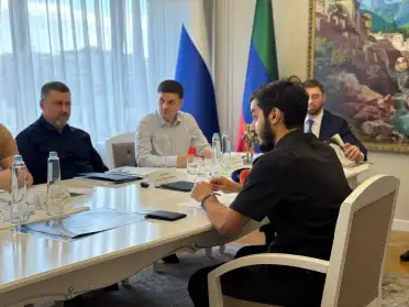Федор Щукин провел собеседования с финалистами кадрового проекта «Команда Дагестана»